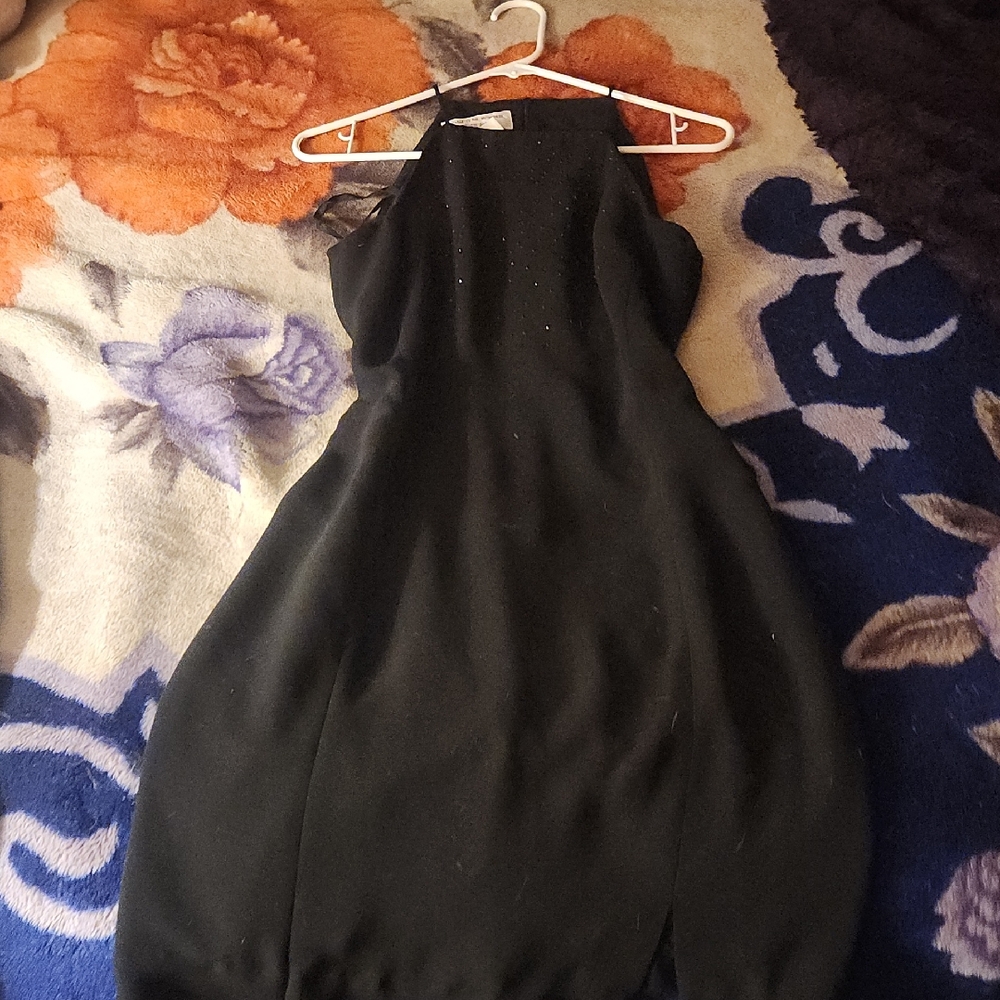 Jones New York Black Midi Dress